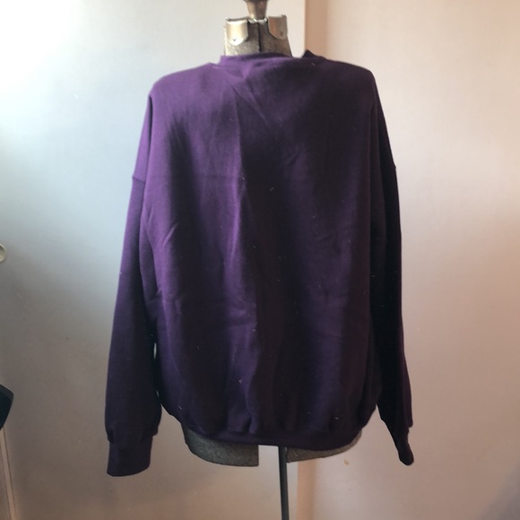 Pro Spirit Sweatshirt - Picture 2 of 3